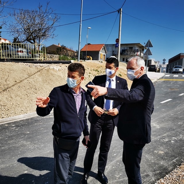 Završena izgradnja Primoštenske ulice, odsad nova regulacija prometa i veća sigurnost na ovom gradskom području