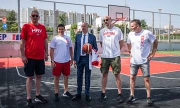 Obnovljeno košarkaško igralište uz Osnovnu školu Ravne njive od danas nosi ime Dina Rađe