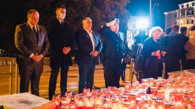 Upaljene svijeće za grad heroj: I u mome gradu Vukovar svijetli