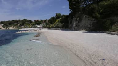 Splitska obala traži sezonske radnike za čišćenje plaža